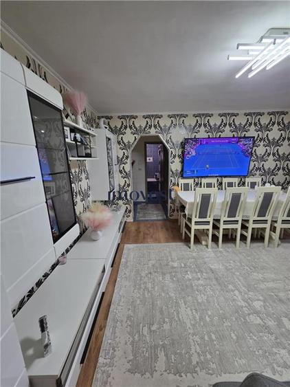 Apartament cu 2 camere semidecomandat în Micro 16