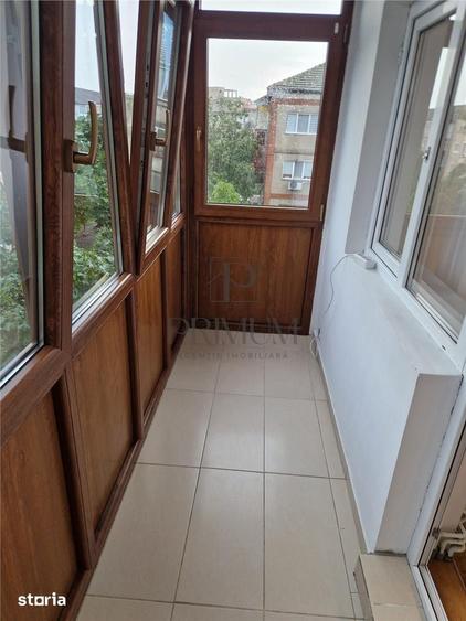 Apartament cu 2 camere decomandat în Soarelui