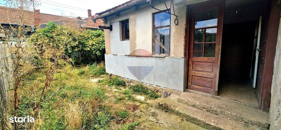 Casă cu 3 camere în Nădab
