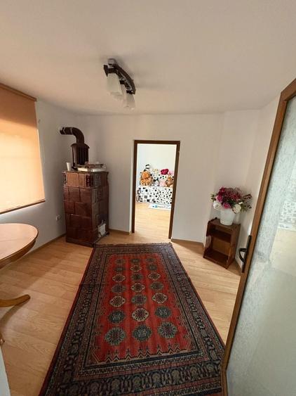 Casă cu 3 camere în Gheorghe Lazăr