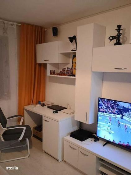 Apartament cu 3 camere decomandat în Blejoi