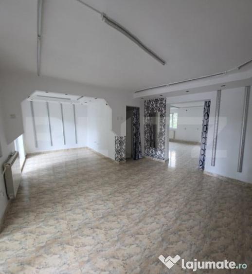 Spațiu comercial, de 85 mp, în Decebal