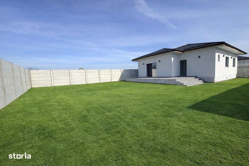 Casă cu 4 camere cu Teren 400 Mp în Clinceni