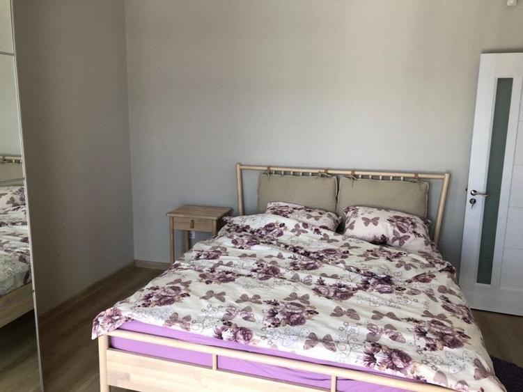 Apartament cu 3 camere decomandat în Exterior Vest