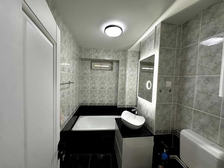 Apartament cu 2 camere decomandat în Decebal