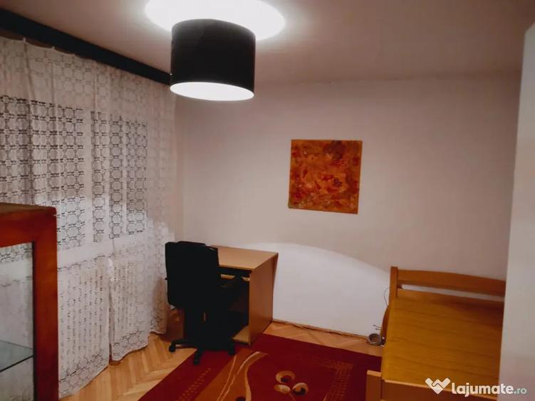 Apartament de inchiriat cu 3 camere Disponibil - 9
