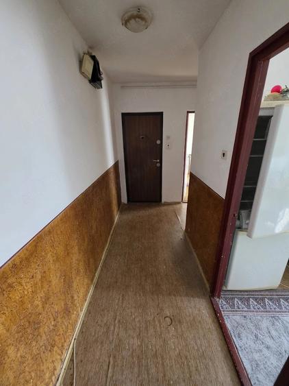 Apartament cu 2 camere decomandat în Electroprecizia