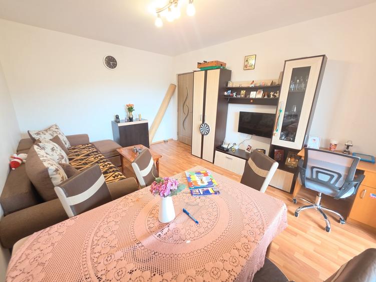 Apartament cu 2 camere decomandat în Ștefan cel Mare