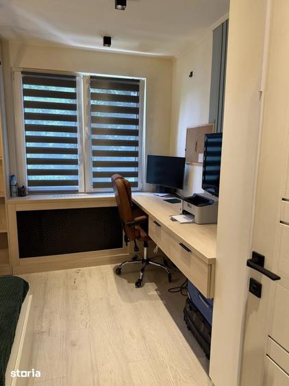 Apartament cu 3 camere decomandat, mobilat în Ozana