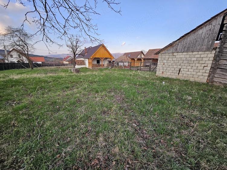 Casă cu Teren 3500 Mp în Zălan