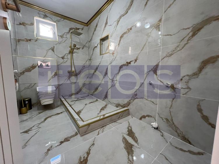 Casă individuală cu 7 camere cu Canalizare în Vitan Mall