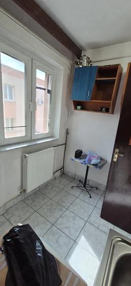 Proprietar vand garsoniera zona UMT - 3