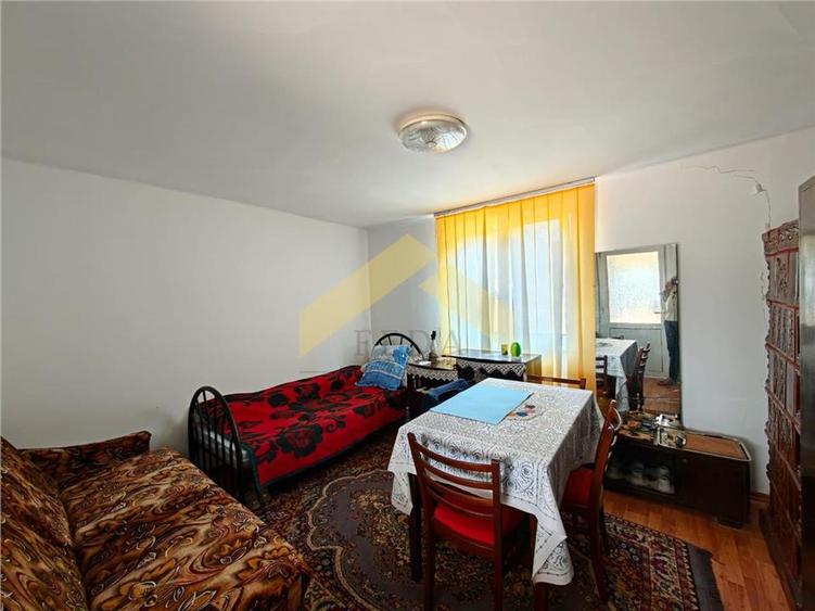Casă individuală cu 3 camere cu Teren 2504 Mp în Cuiaș