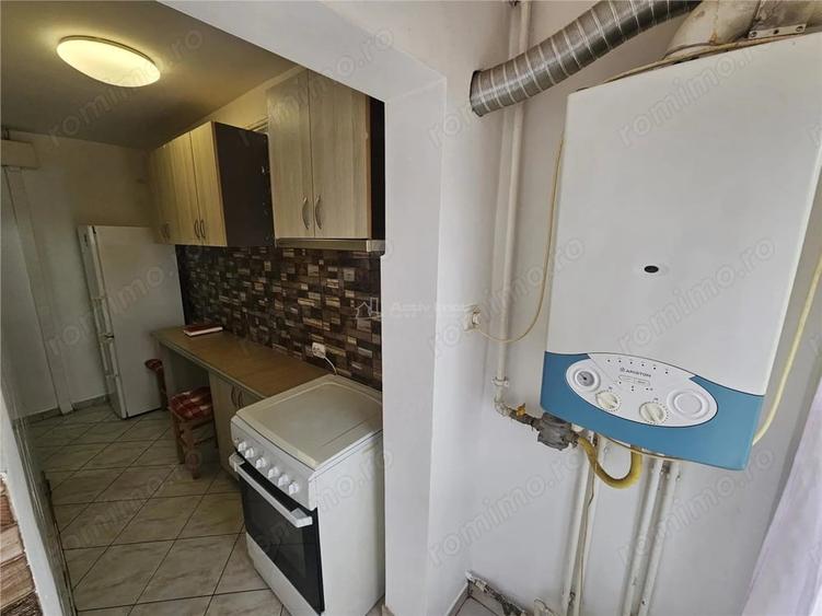 Garsonieră decomandată, mobilată în Calea Caransebeșului