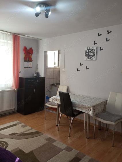 Apartament cu 2 camere semidecomandat în Decebal