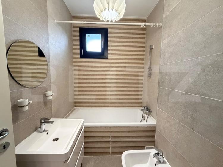 Apartament cu 3 camere decomandat, mobilat în Bartolomeu