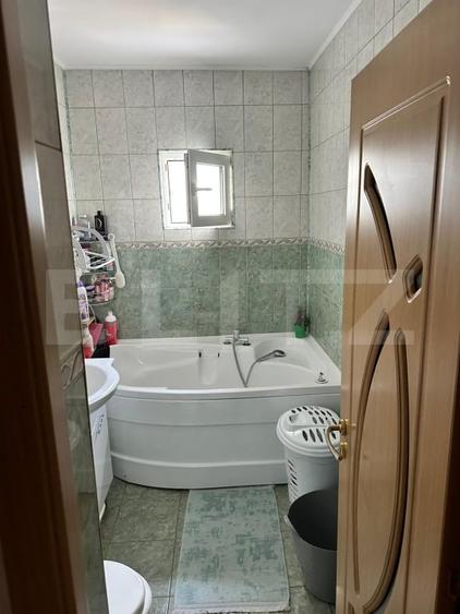 Apartament cu 3 camere decomandat, mobilat în Lunca Cetățuii