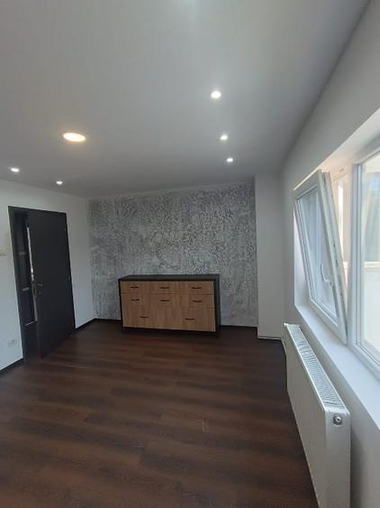 Apartament cu 3 camere decomandat, mobilat în Dorobanților