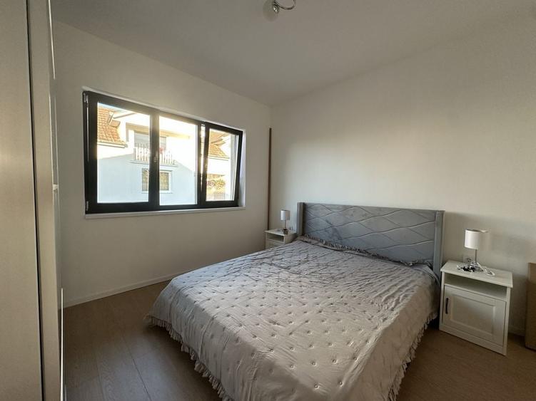 Casă cu 4 camere cu Teren 400 Mp în Exterior Vest
