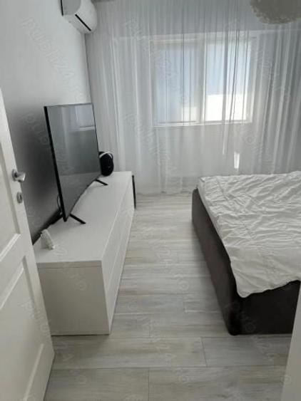 Apartament cu 3 camere decomandat, mobilat în Tomis III