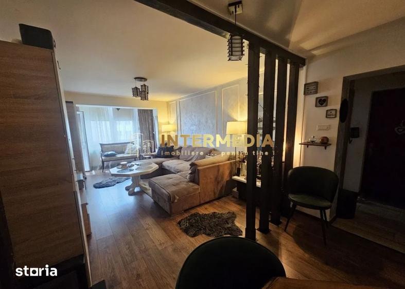 Apartament cu 3 camere decomandat în Cetate