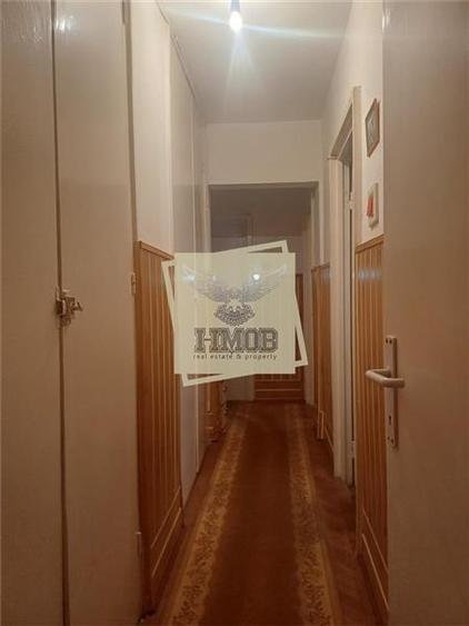 Apartament cu 4 camere decomandat în Vasile Aaron