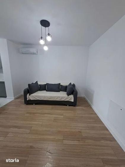Apartament cu 2 camere semidecomandat, mobilat în Eminescu