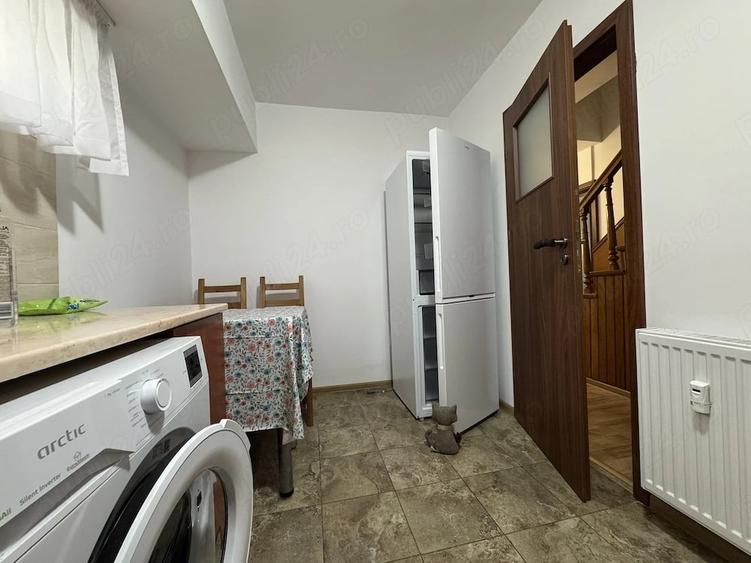 Apartament cu 4 camere decomandat în Iancului