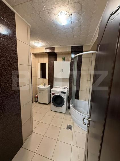 Casă individuală cu 5 camere cu Canalizare în Centrul Istoric
