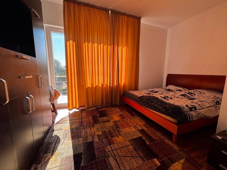 Casă cu 10 camere cu Piscina în Palanca