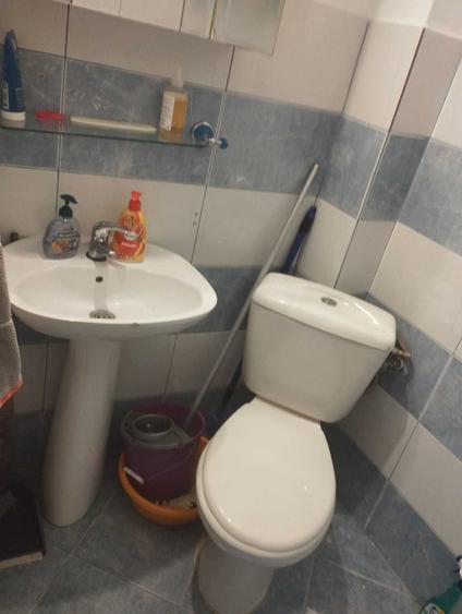 Garsonieră decomandată în Central