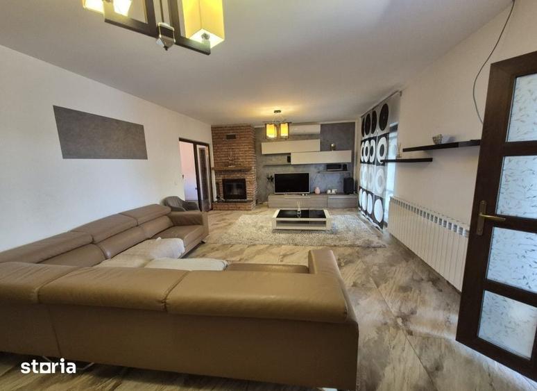 Casă cu 5 camere cu Teren 680 Mp în Miroslava