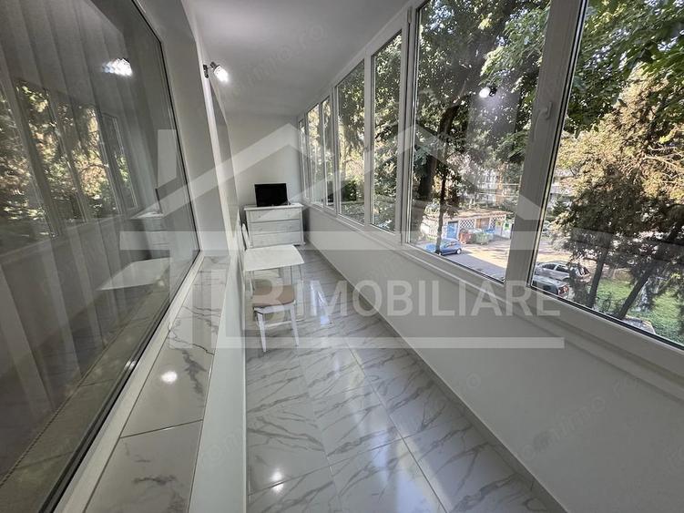 Apartament cu 2 camere decomandat în Aleea Carpați