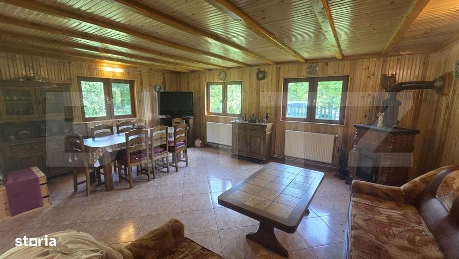 Casă cu 4 camere în Cetea