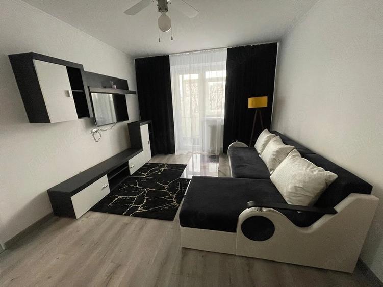 Apartament cu 2 camere decomandat în Trivale