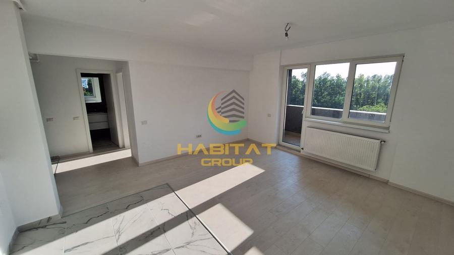 Apartament cu 3 camere semidecomandat în Berceni