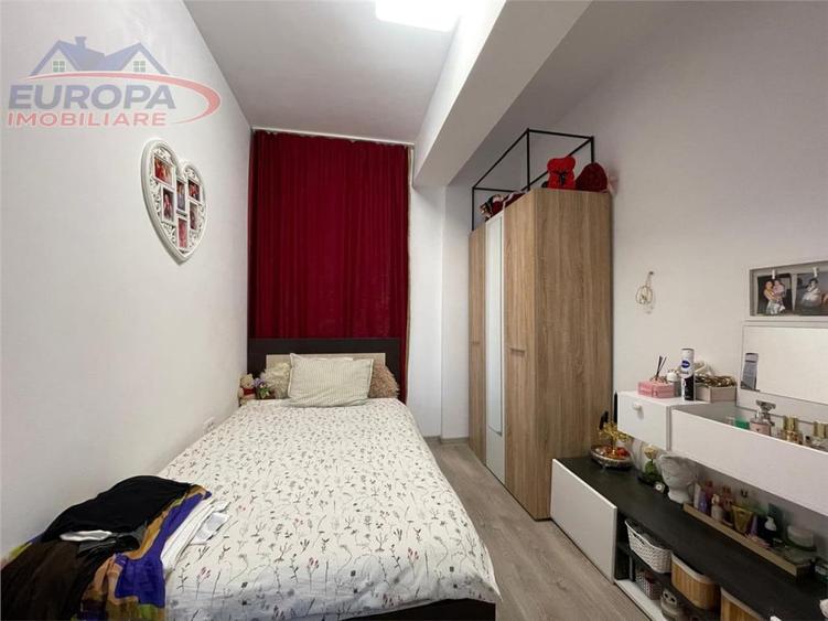 Apartament 2 camere transformat in 3 camere de zona C5-Tulc - 2