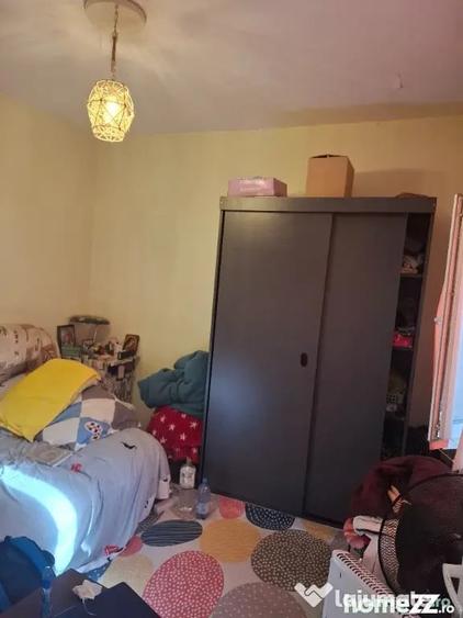 Casă cu 3 camere cu Teren 145 Mp în Străulești
