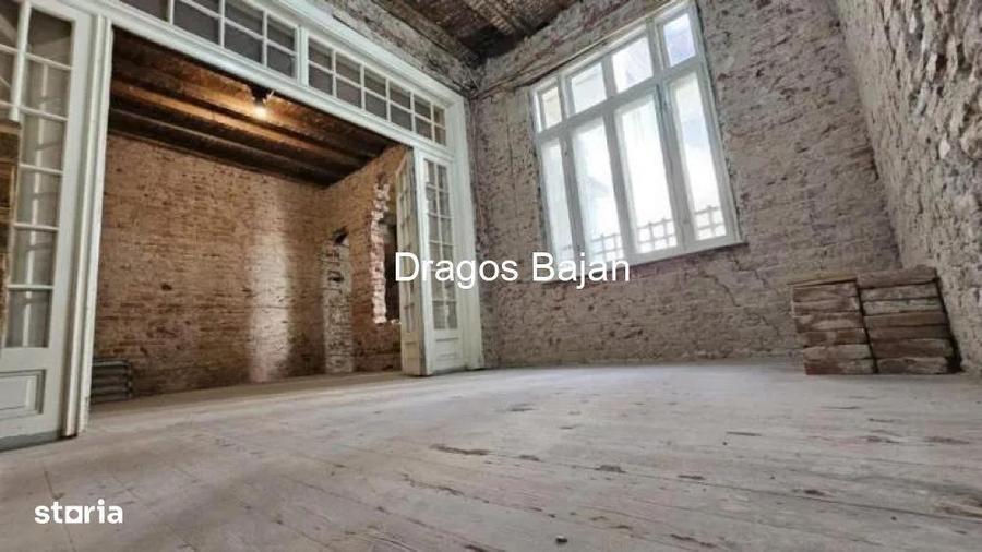 Apartament cu 3 camere în Mărășești