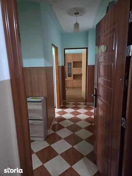 Proprietar inchiriez apartament 2 camere - 4