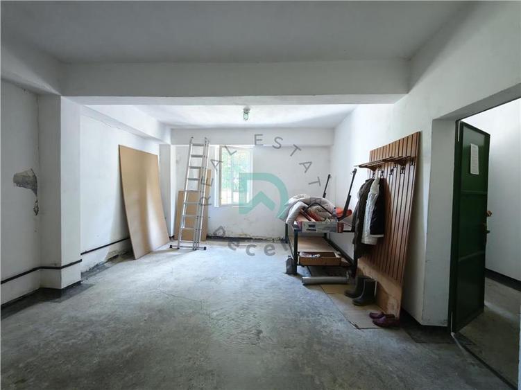 Casă individuală cu 4 camere cu Teren 1250 Mp în Vulcan