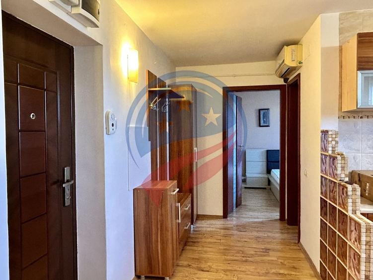 Apartament cu 2 camere decomandat în Rovine