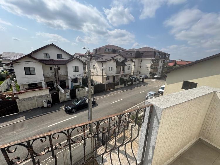 Duplex cu 5 camere cu Canalizare în Haliu