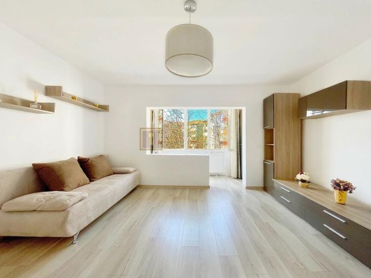Apartament cu 2 camere semidecomandat în Aradului