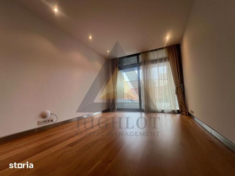 Apartament cu 4 camere în Aviatorilor