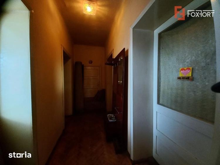 Casa individuala cu 5 camere si teren de 337 mp - zona Crisan - 4