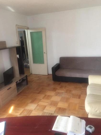 Apartament cu 2 camere decomandat în Canta