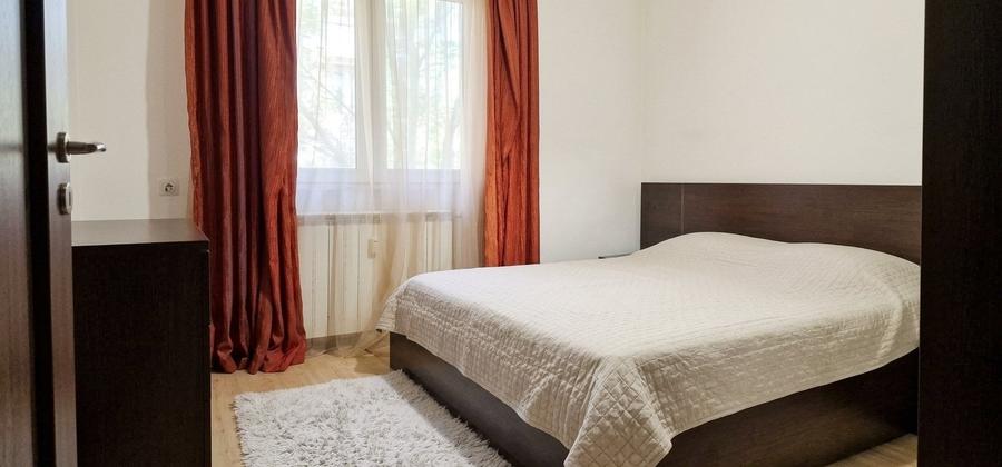 Apartament cu 2 camere semidecomandat, mobilat în Berceni