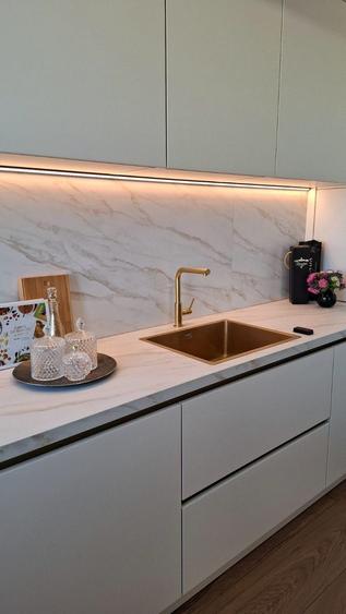 Apartament cu 4 camere decomandat, mobilat în Pipera