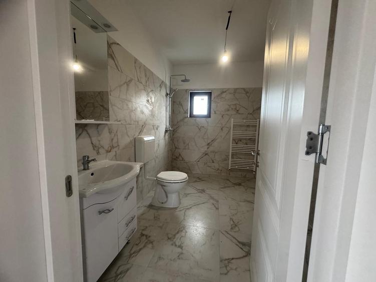 Casă individuală cu 3 camere cu Canalizare în Dragșina
